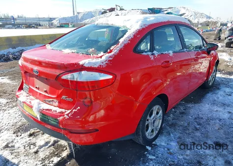 2015 Ford Fiesta Se z USA, uszkodzony, nr VIN 3FADP4BJ2FM187537